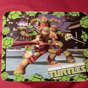 🕛🤗TMNT TIN LUNCH BOX